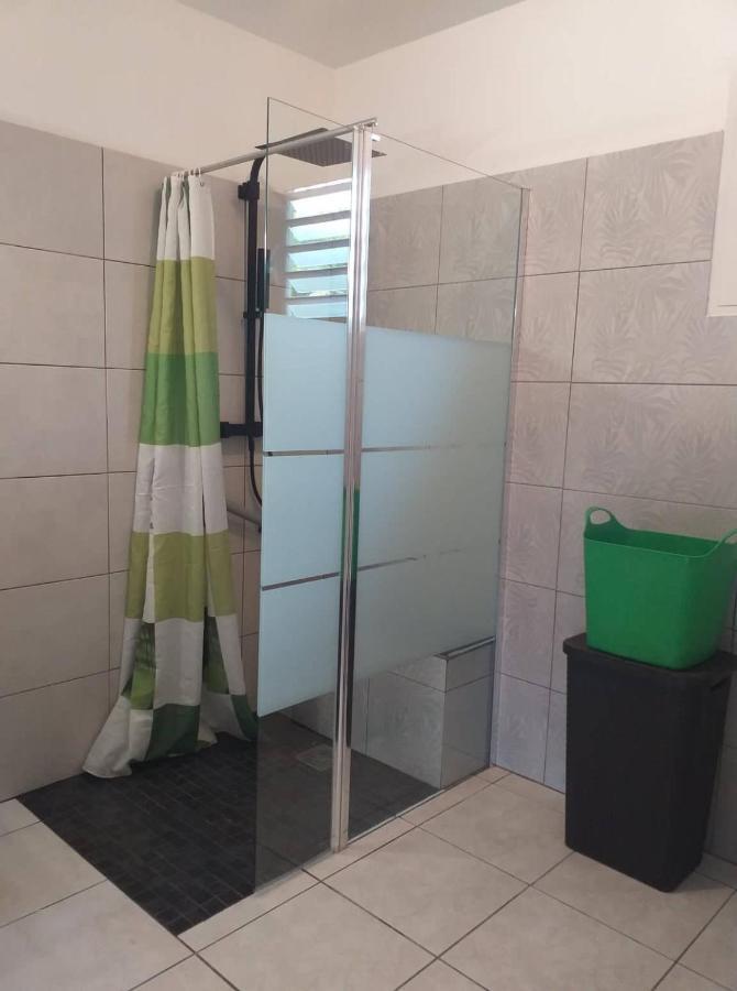 Les Kreol'Inns Chalets De Charme แซ็งต์-เลอ ภายนอก รูปภาพ