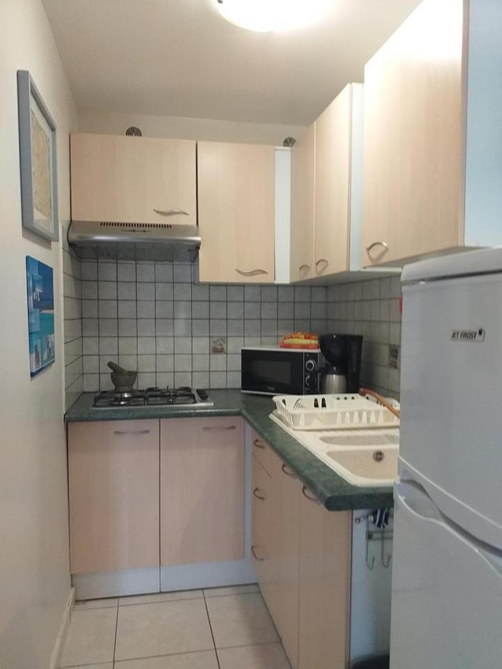 Les Kreol'Inns Chalets De Charme แซ็งต์-เลอ ภายนอก รูปภาพ
