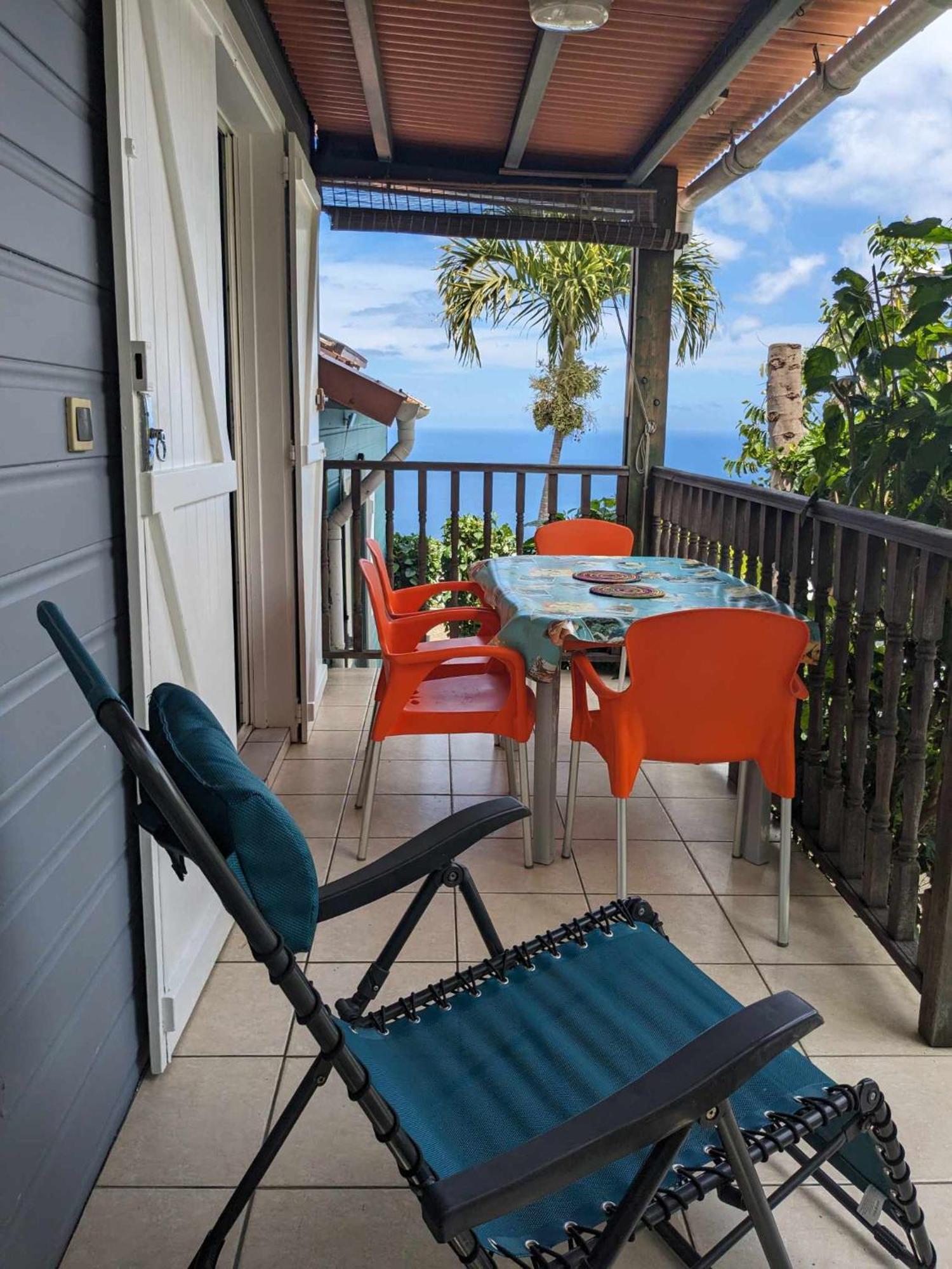 Les Kreol'Inns Chalets De Charme แซ็งต์-เลอ ภายนอก รูปภาพ